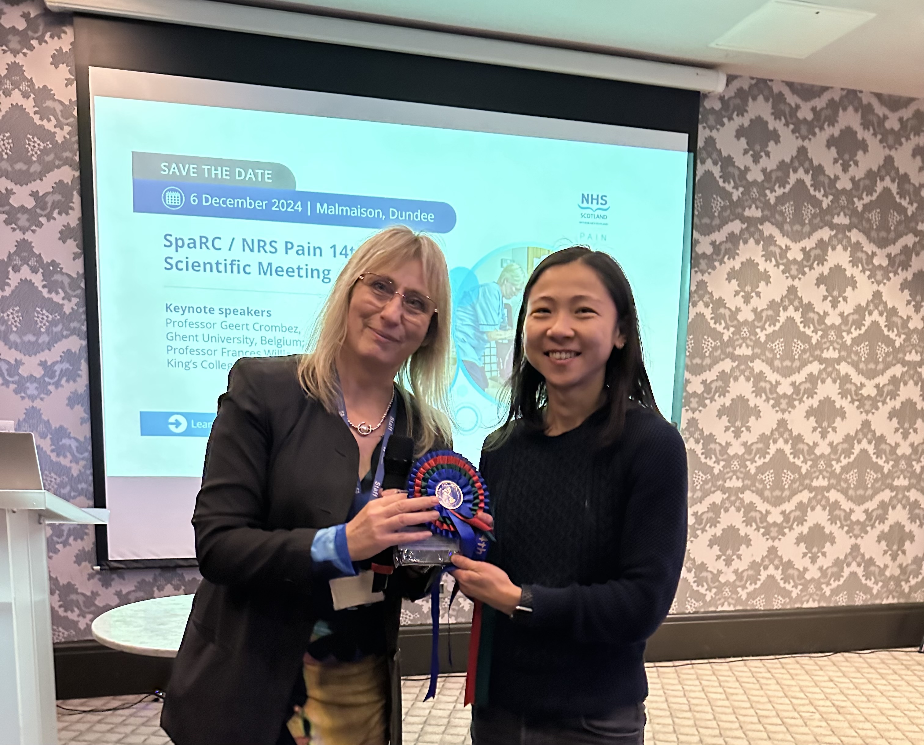 2024 oral presentation winners Ying Sze with Professor Lesley Colvin